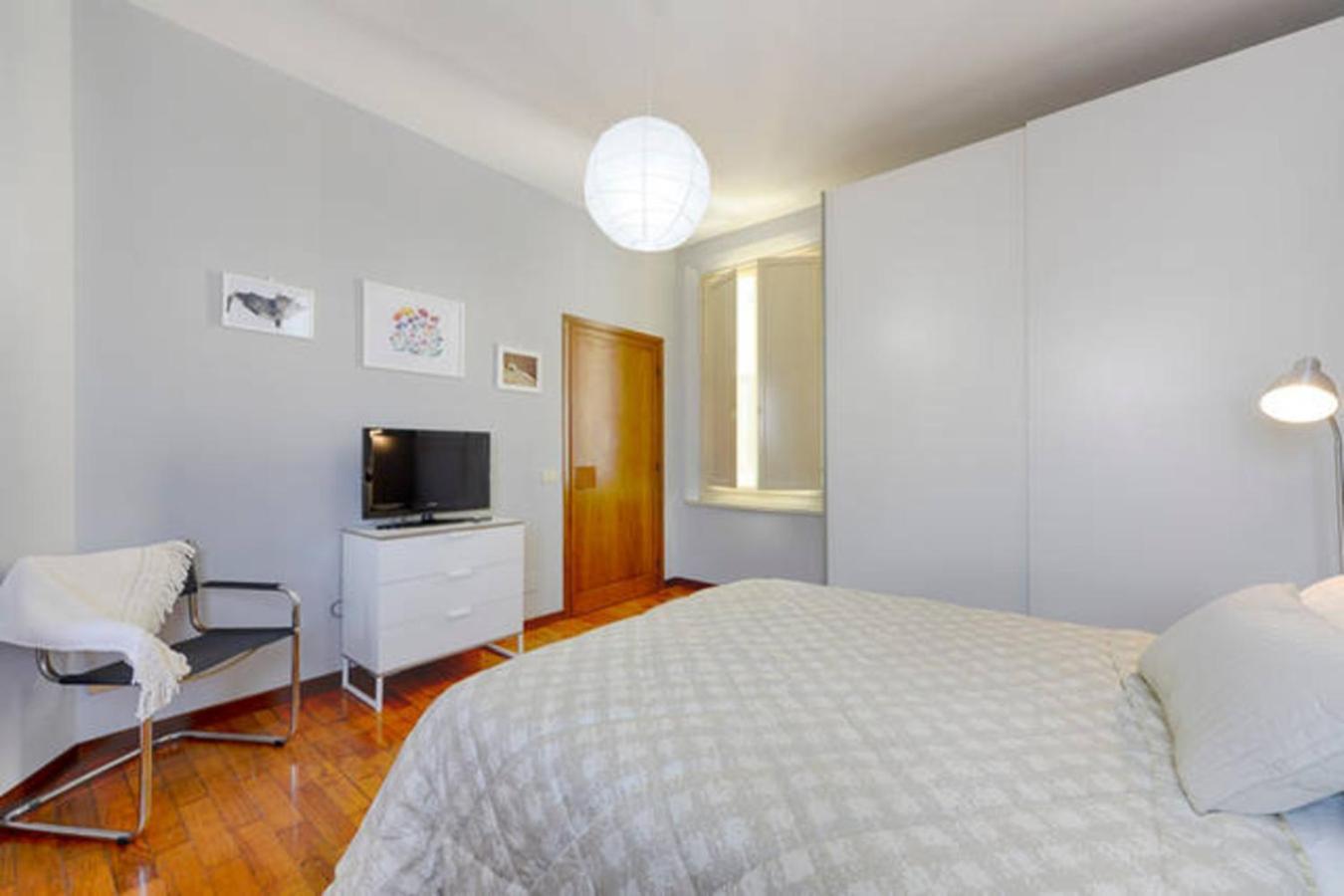 Grazioso Studio In Centro- Wifi Ascensore Aria Condizionata Модена Екстер'єр фото